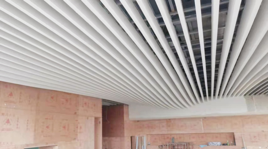 感恩西安蒲城商場對飾紀上品GRG吊頂?shù)拇罅π湃?></a>										</div>
										<div   id=