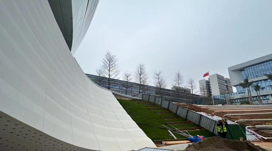 東莞大灣區大學GRC幕墻板工程 東莞大灣區大學GRC幕墻板工程