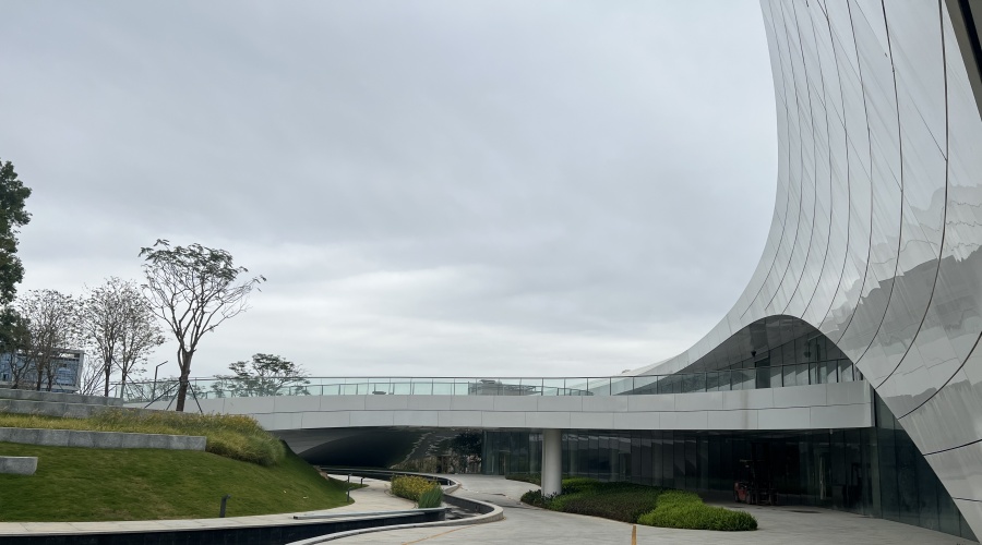 東莞大灣區大學GRC幕墻板工程 東莞大灣區大學GRC幕墻板工程